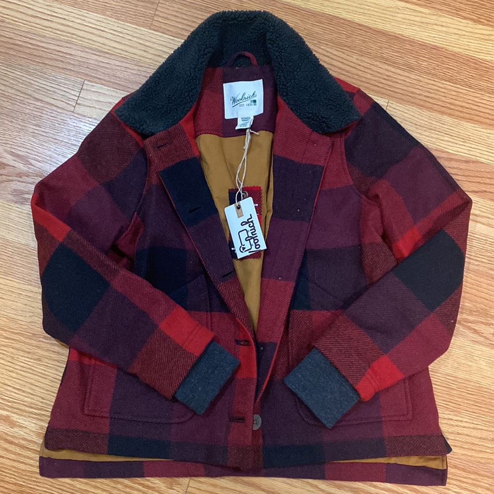 One hour sale New Woolrich plaid buffalo red black Sherpa collar jacket